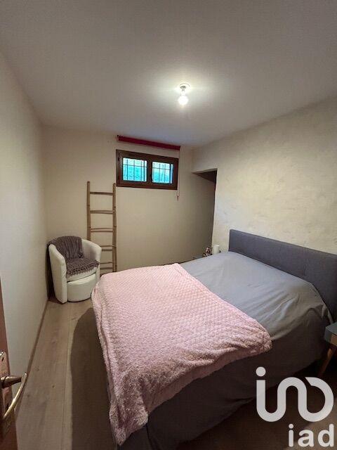 Maison - 216 m² - 6 pièces