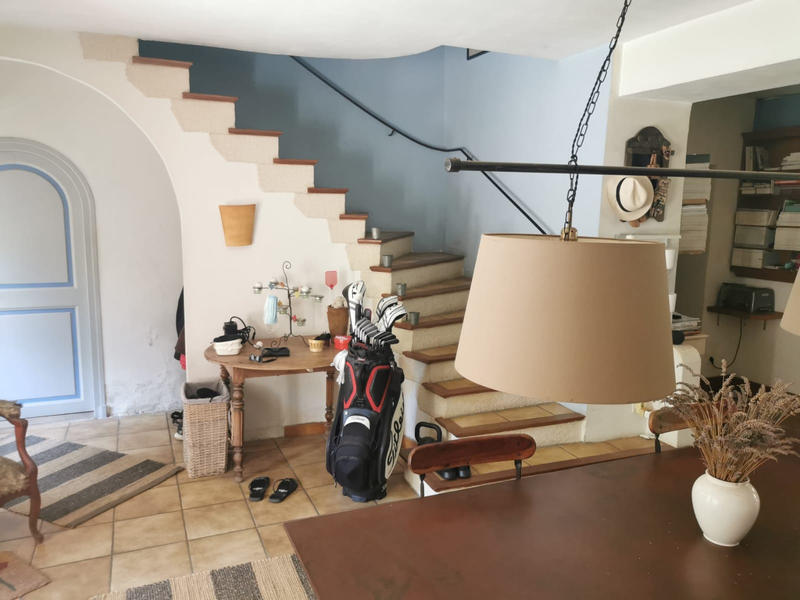 Mas - 250 m² - 7 pièces