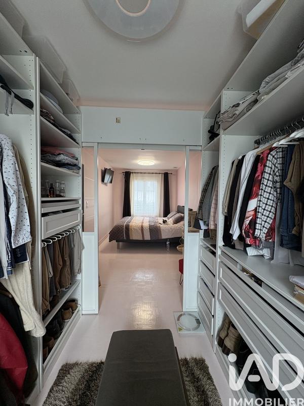 Maison - 182 m² - 7 pièces