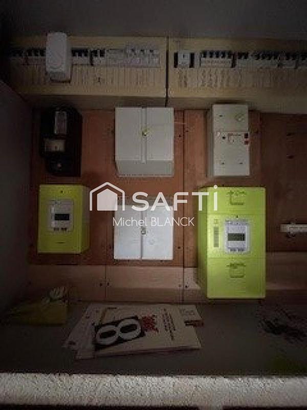 Maison - 240 m² - 10 pièces