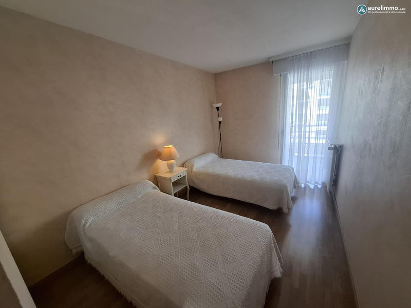 Appartement - 94 m² - 6 pièces