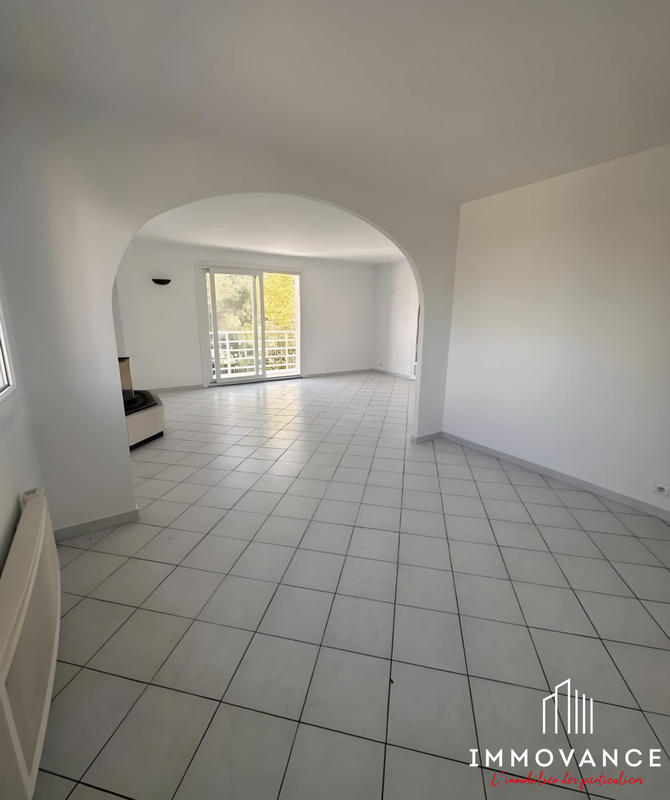 Appartement - 121 m² - 4 pièces