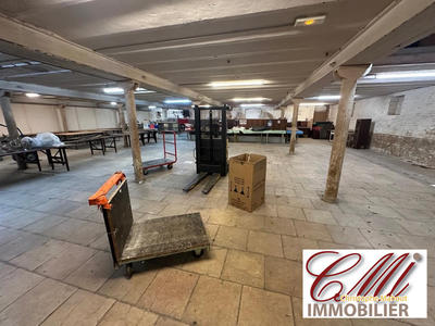 Immeuble - 1 735 m²