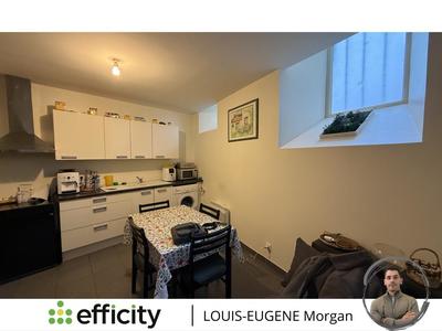 Immeuble - 150 m² - 10 pièces