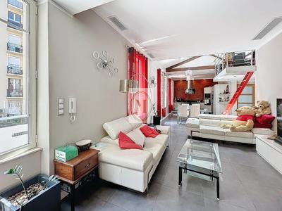 Maison - 199 m² - 7 pièces