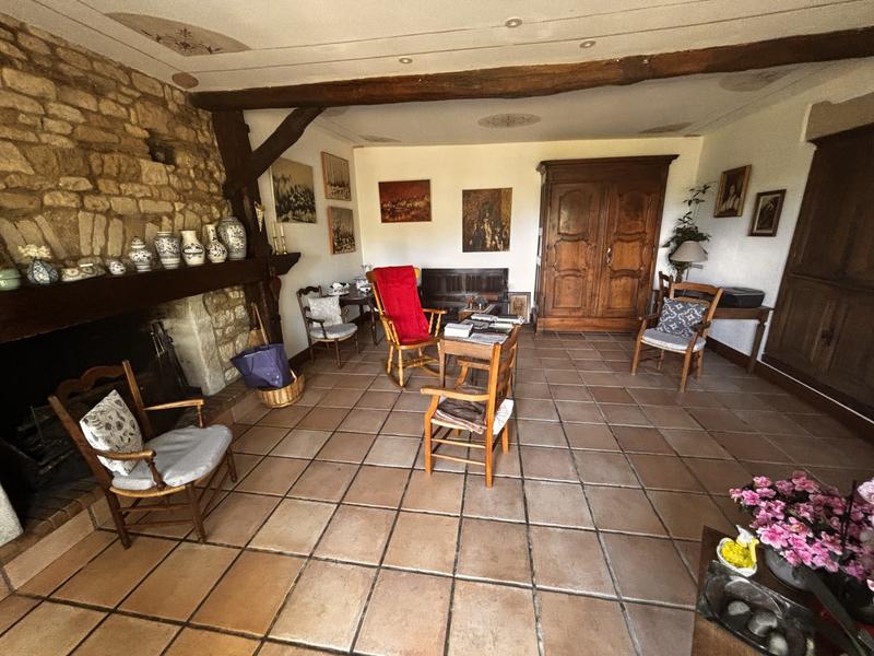 Maison - 254 m² - 8 pièces