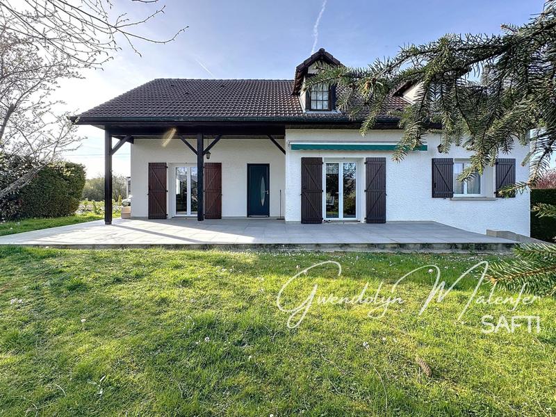 Maison - 184 m² - 6 pièces