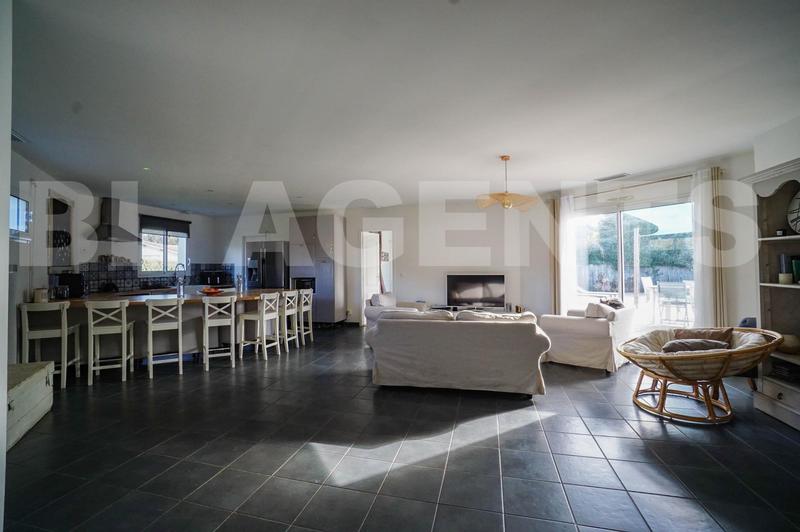 Maison contemporaine - 123 m² - 6 pièces