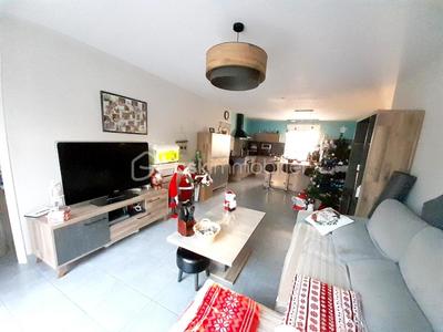 Pavillon - 144 m² - 8 pièces