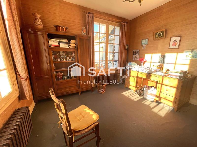 Maison - 400 m² - 13 pièces