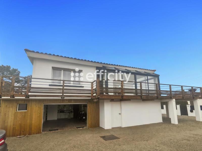 Maison - 159 m² - 6 pièces