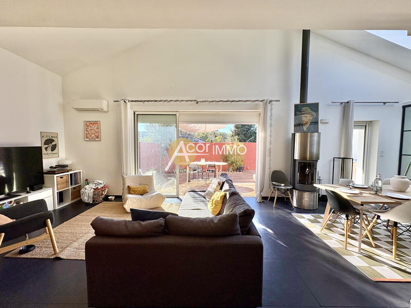 Maison - 110 m² - 5 pièces