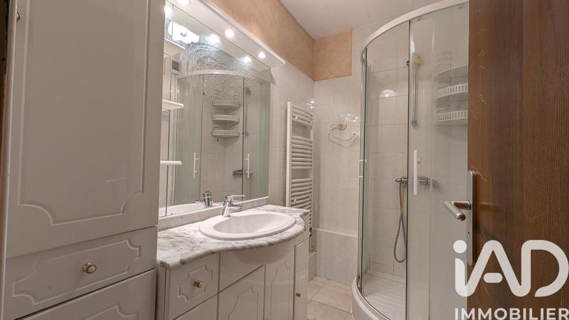 Appartement - 80 m² - 4 pièces