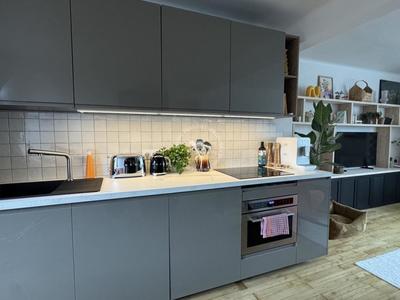 Appartement - 77 m² - 4 pièces