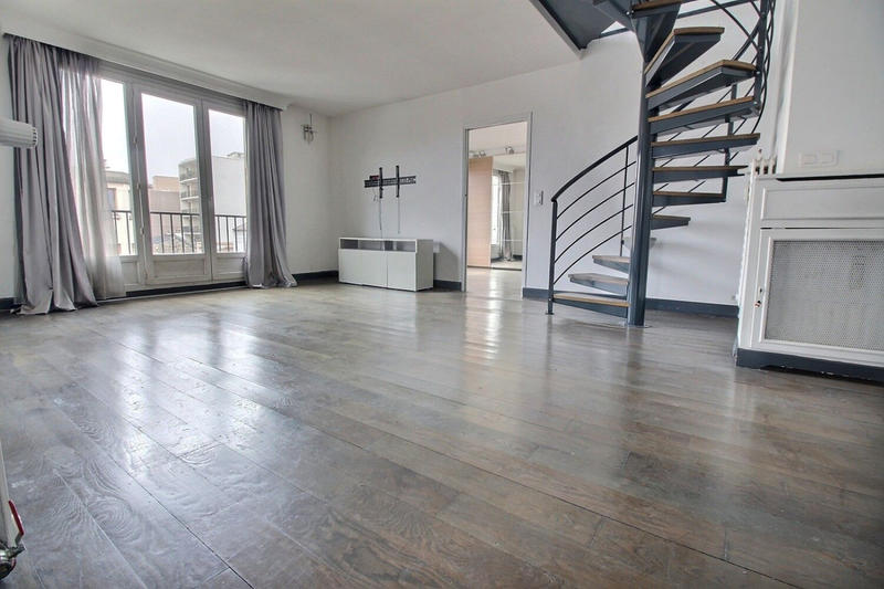 Appartement - 133 m² - 6 pièces