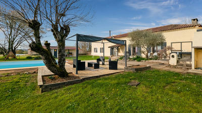 Maison - 190 m² - 7 pièces