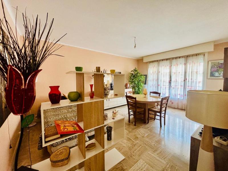 Studio - 34 m² - 1 pièce