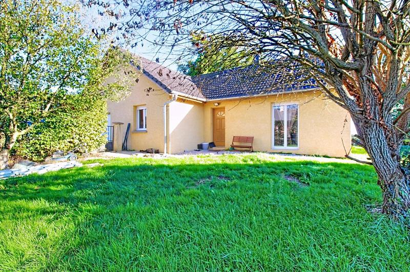 Maison - 99 m² - 4 pièces