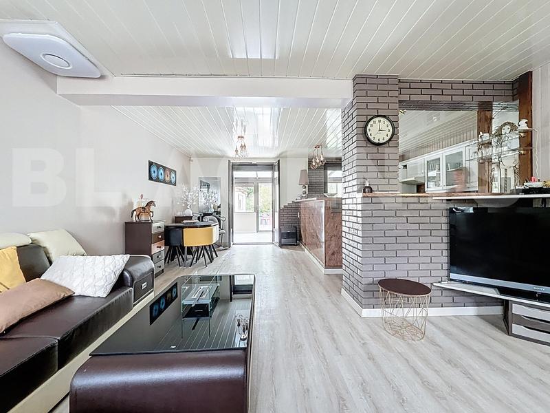 Maison - 148 m² - 7 pièces