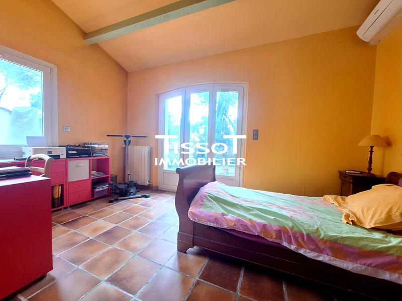 Maison ancienne - 190 m² - 4 pièces