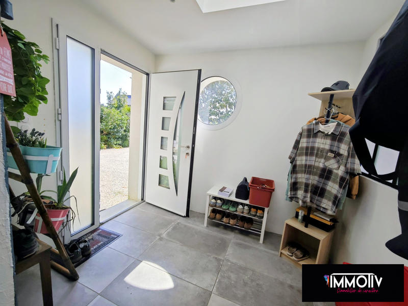 Maison - 176 m² - 8 pièces