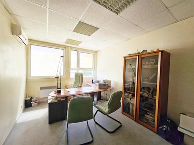 Bureau - 181 m² - 10 pièces