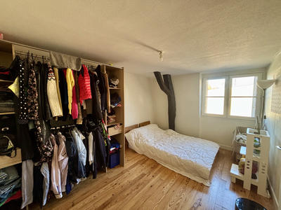 Appartement - 93 m² - 3 pièces