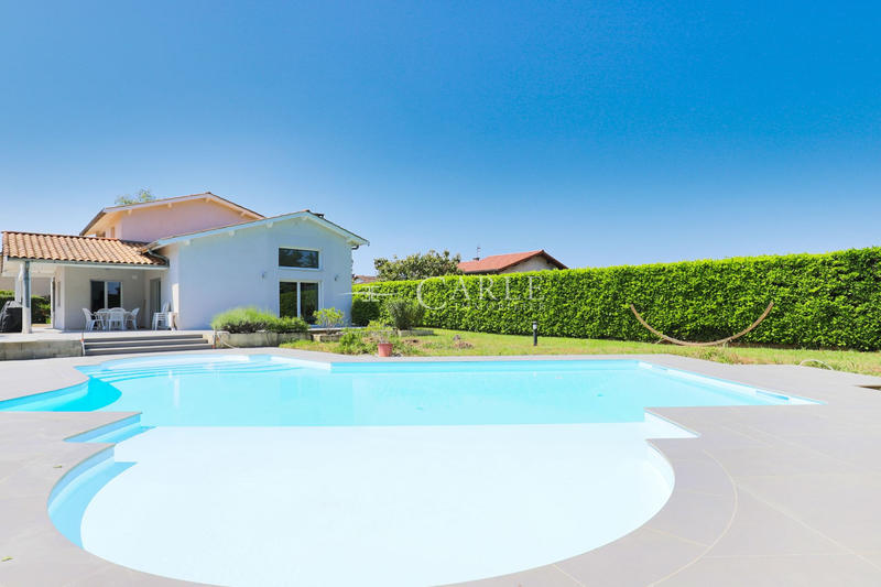 Villa - 178 m² - 7 pièces