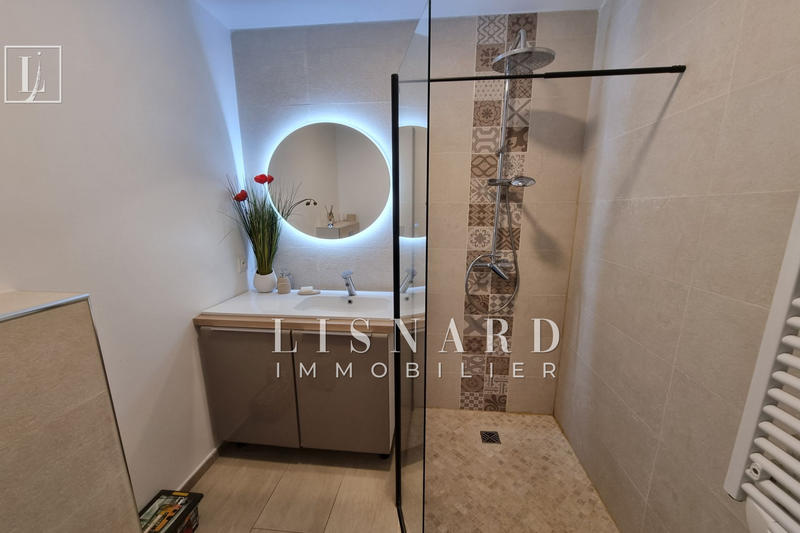 Villa - 120 m² - 6 pièces