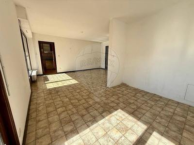 Appartement - 93 m² - 4 pièces