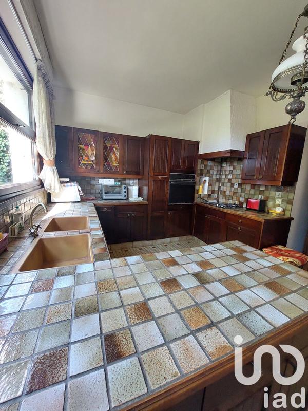 Maison - 290 m² - 8 pièces