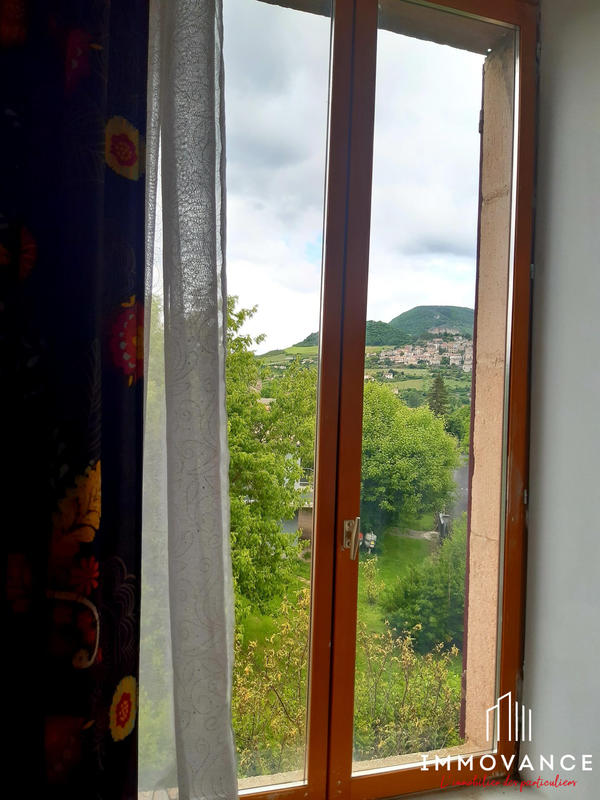 Maison - 350 m² - 16 pièces