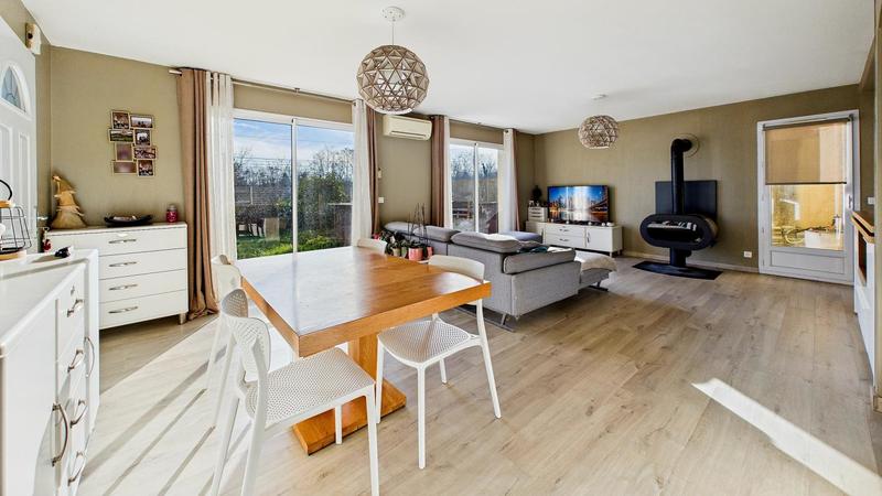 Maison - 120 m² - 5 pièces