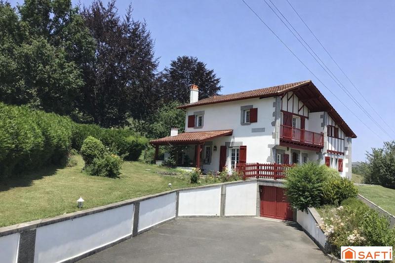 Maison - 152 m² - 7 pièces