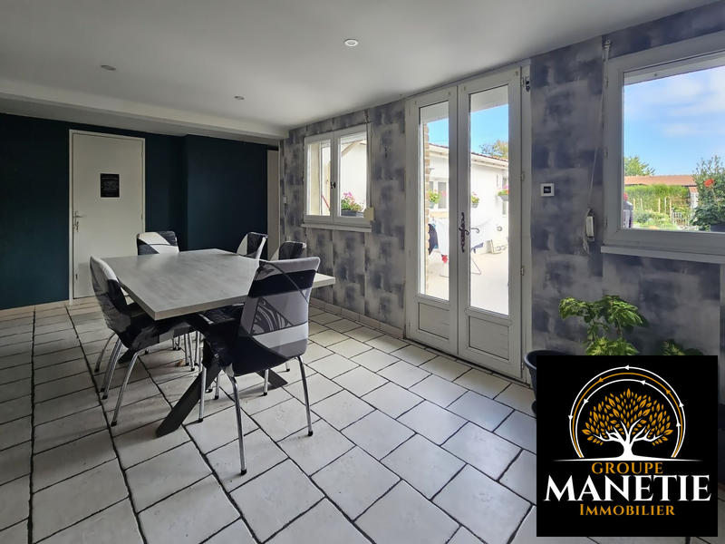 Maison - 182 m² - 7 pièces