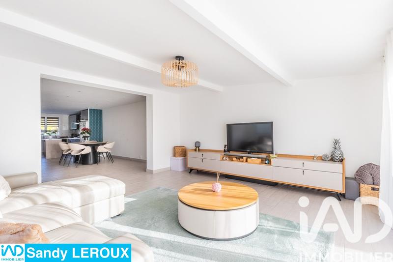 Maison - 90 m² - 5 pièces