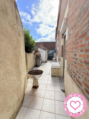 Maison - 93 m² - 4 pièces