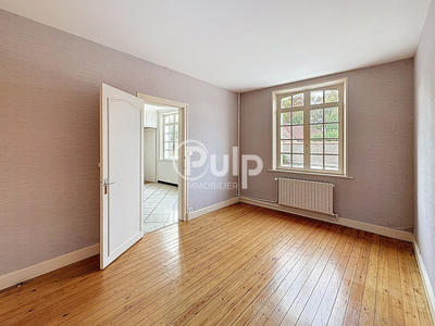 Maison - 92 m² - 5 pièces