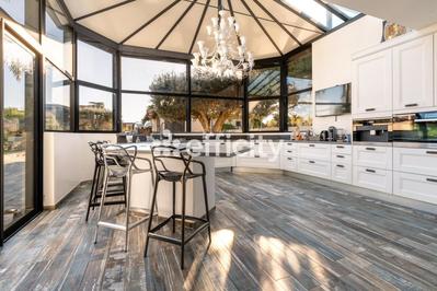 Villa - 344 m² - 7 pièces