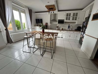 Maison - 275 m² - 10 pièces