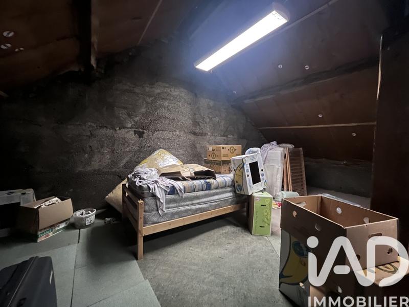 Maison - 98 m² - 5 pièces