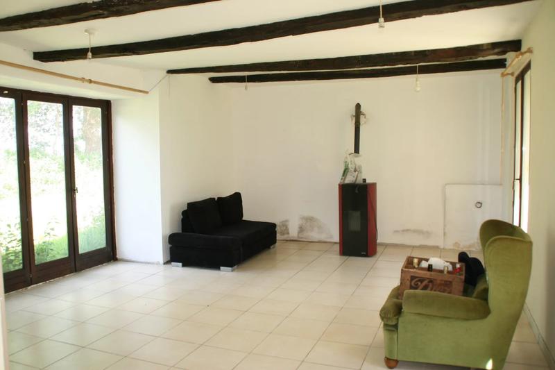 Maison - 540 m² - 3 pièces