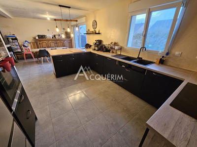 Maison - 103 m² - 6 pièces