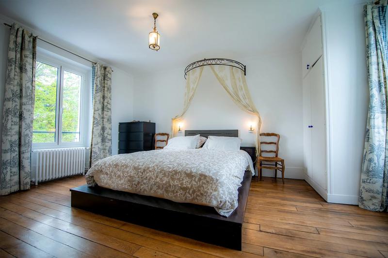 Maison de ville - 200 m² - 7 pièces