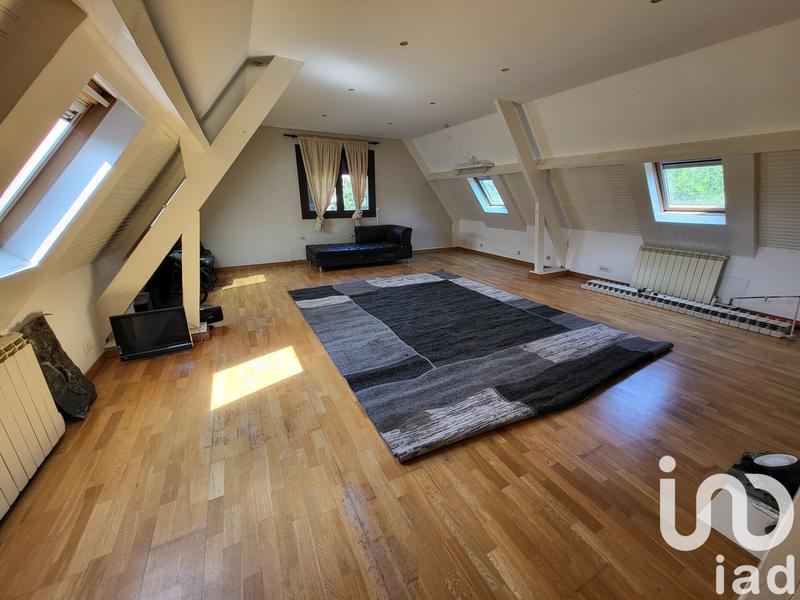 Maison - 310 m² - 10 pièces