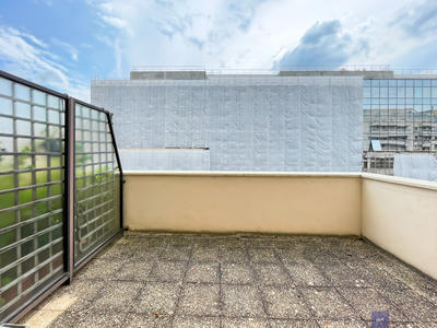 Appartement - 85 m² - 4 pièces