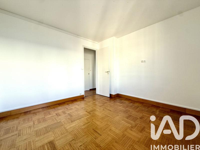 Appartement - 92 m² - 5 pièces