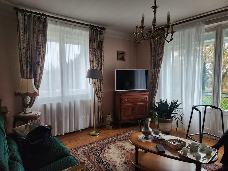 Maison - 99 m² - 5 pièces