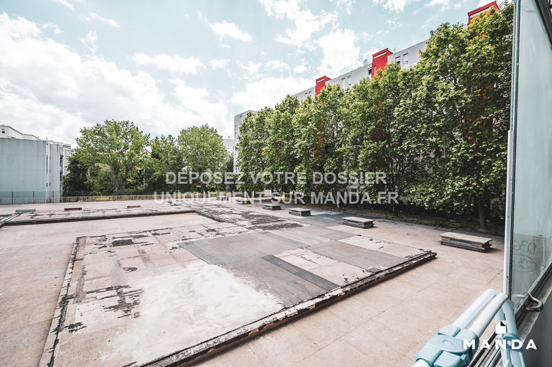 Chambre - 10 m² - 4 pièces