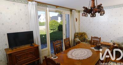 Maison - 82 m² - 5 pièces